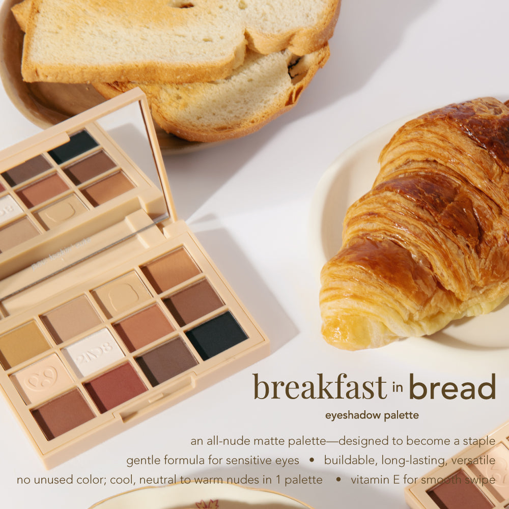 breakfast in bread eyeshadow palette